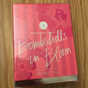 Victoria's Secret Bombshell in Bloom perfume!