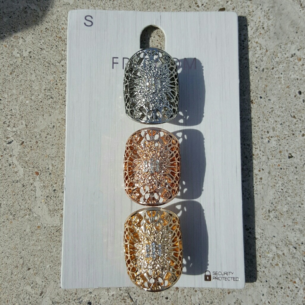 TopShop | Filigree Shield Ring Pack - Picture 3 of 5