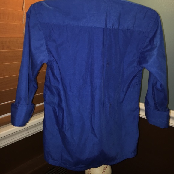 Button down - Picture 2 of 2