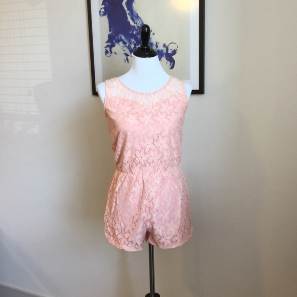 Gorgeous Lace Romper in Peach color - Picture 3 of 4