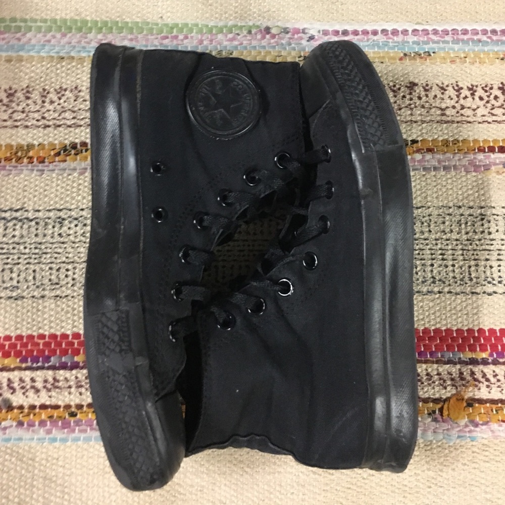 High top black Converse