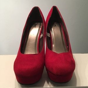 Red platform pump