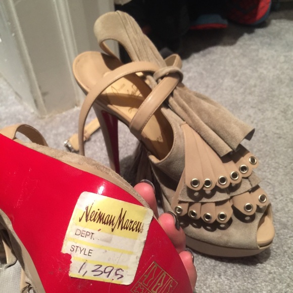 Shoes - Picture 4 of 4