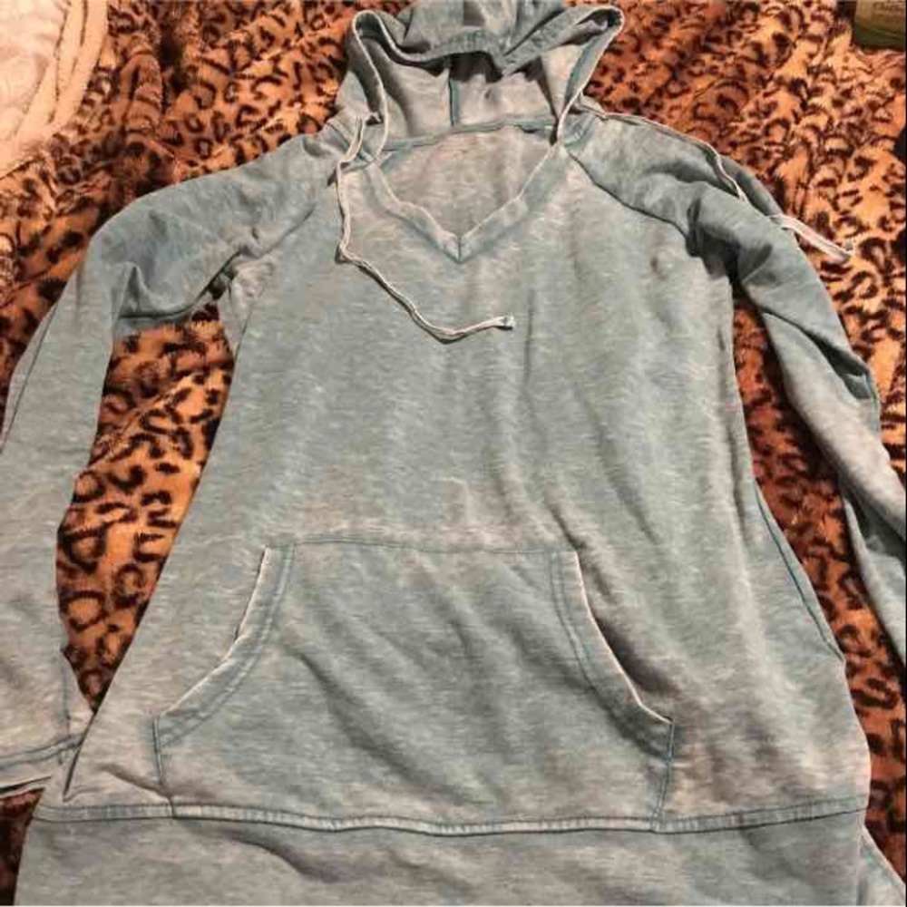 Light weight hoodie