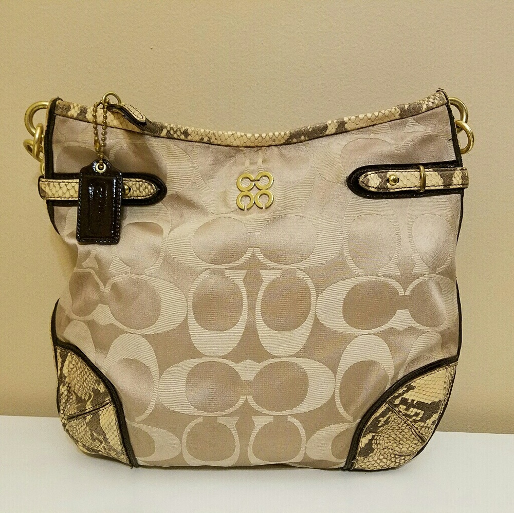 COACH shoulder bag