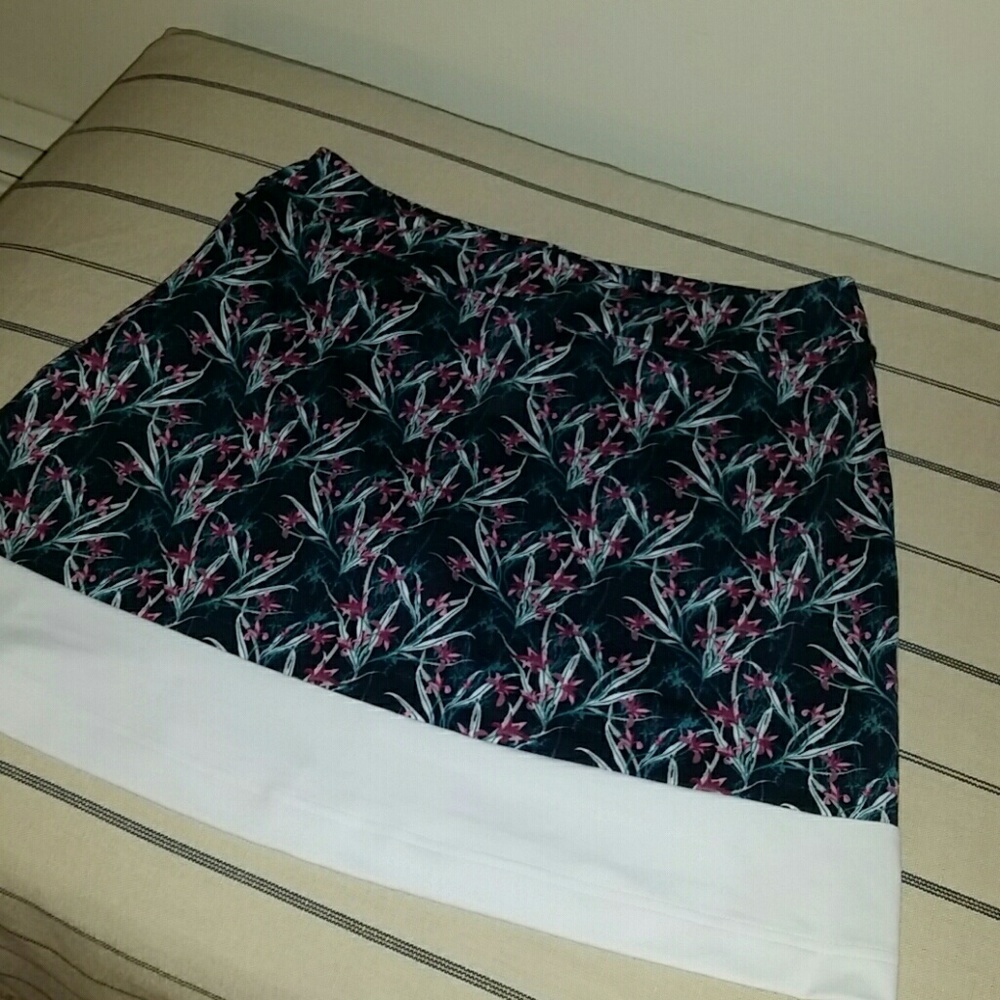 Floral golfing skirt/skort, mark down 3/24