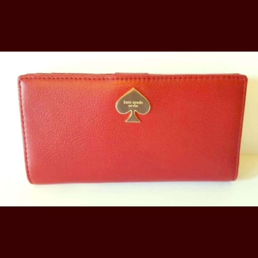 SOLD!!! Kate spade wallet! Not for sale!
