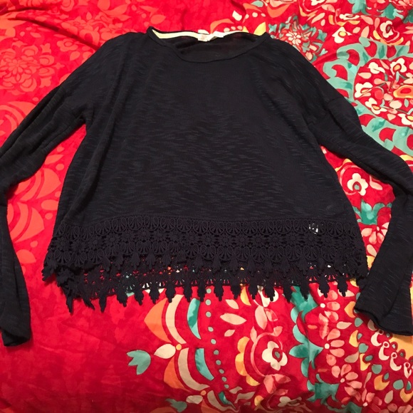 Navy blue sweater with lace edges - Picture 1 of 1