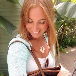 Meet your Posher, Hannah