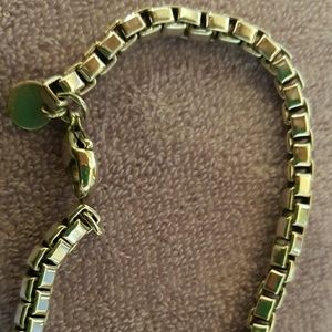 FLASH SALE! Tiffany & Co Venetian link bracelet