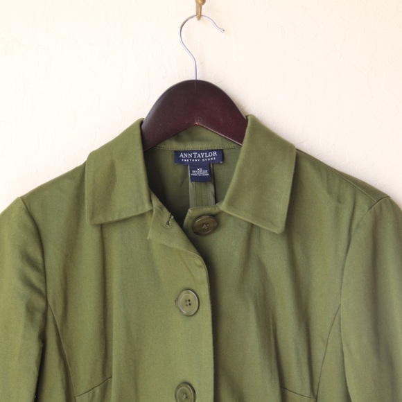 Ann Taylor Green Fitted Jacket - Picture 2 of 3
