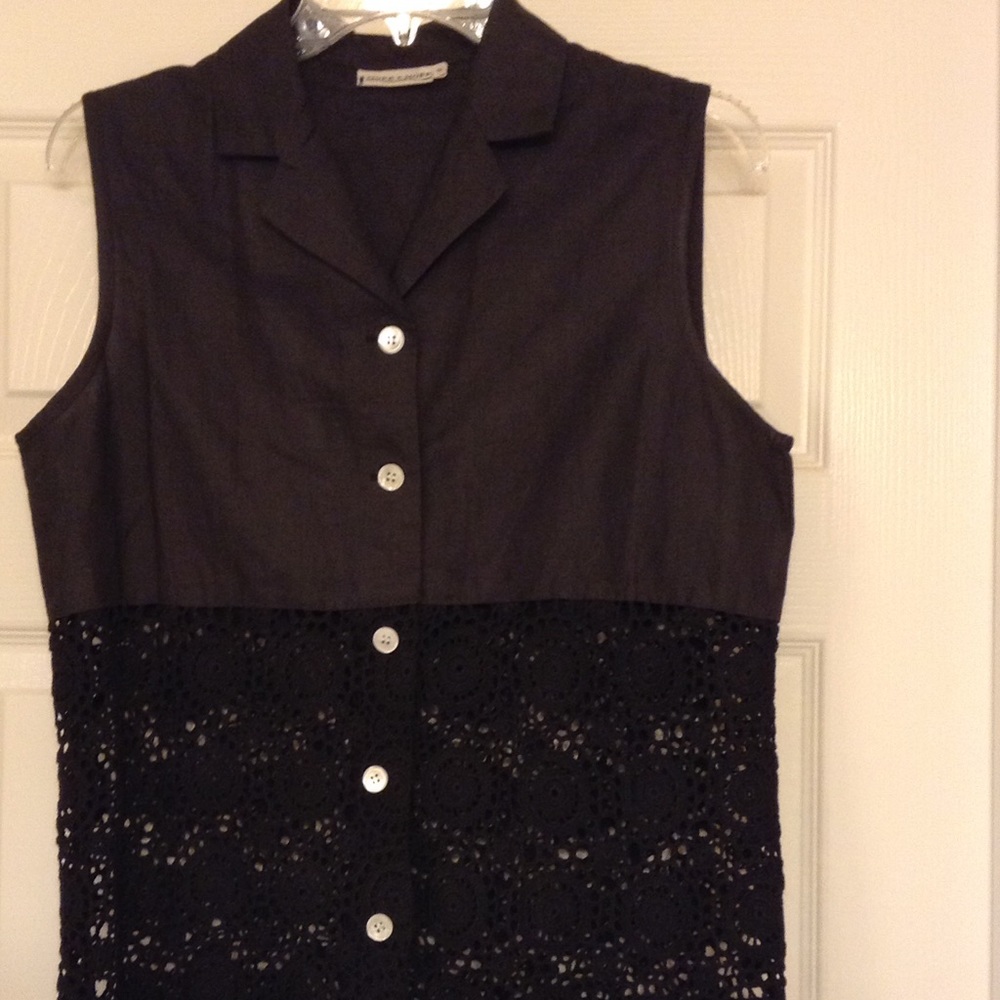 More & More Black Linen & Lace Sleeveless Blouse