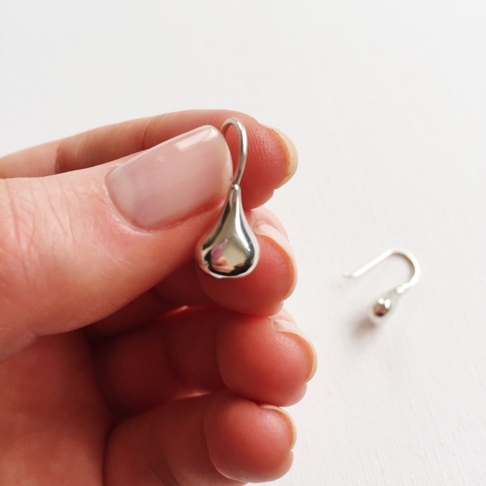 Silver Teardrop Earrings