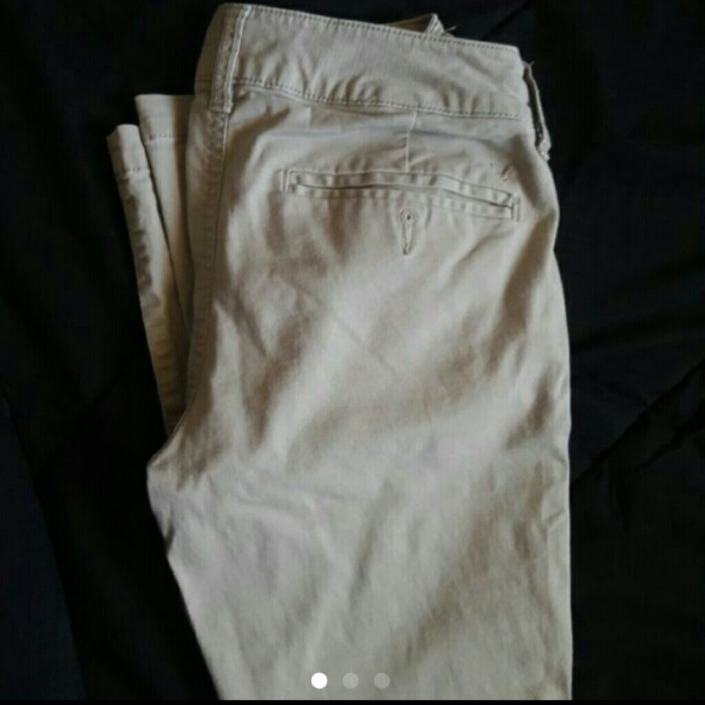 American Eagle Kick Boot Khakis