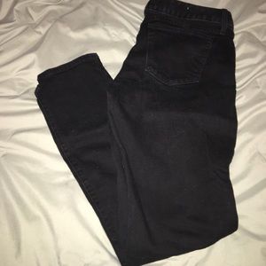 Black Gap Always Skinny Jean.