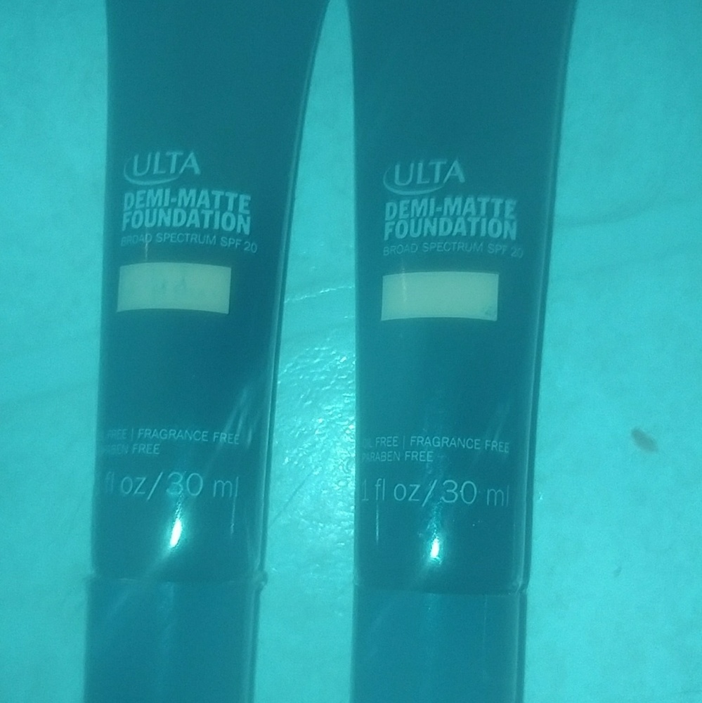 Set of 2 ULTA foundations