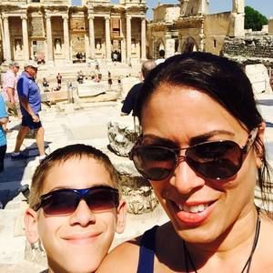 Meet your Posher, Caroline