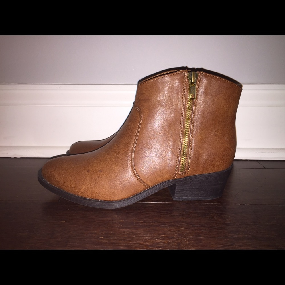 Forever 21 booties