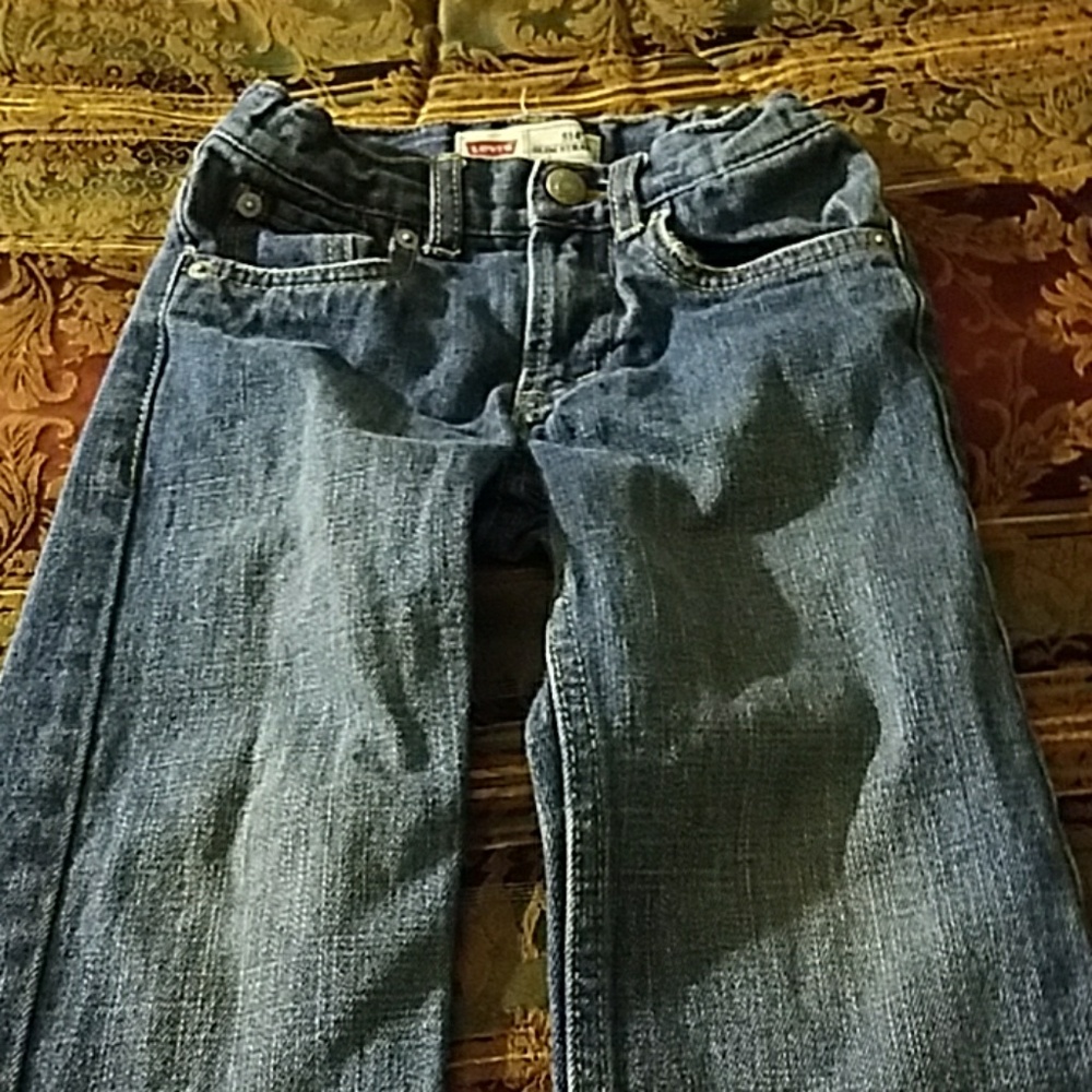 Boys jeans Levi in Great condition still