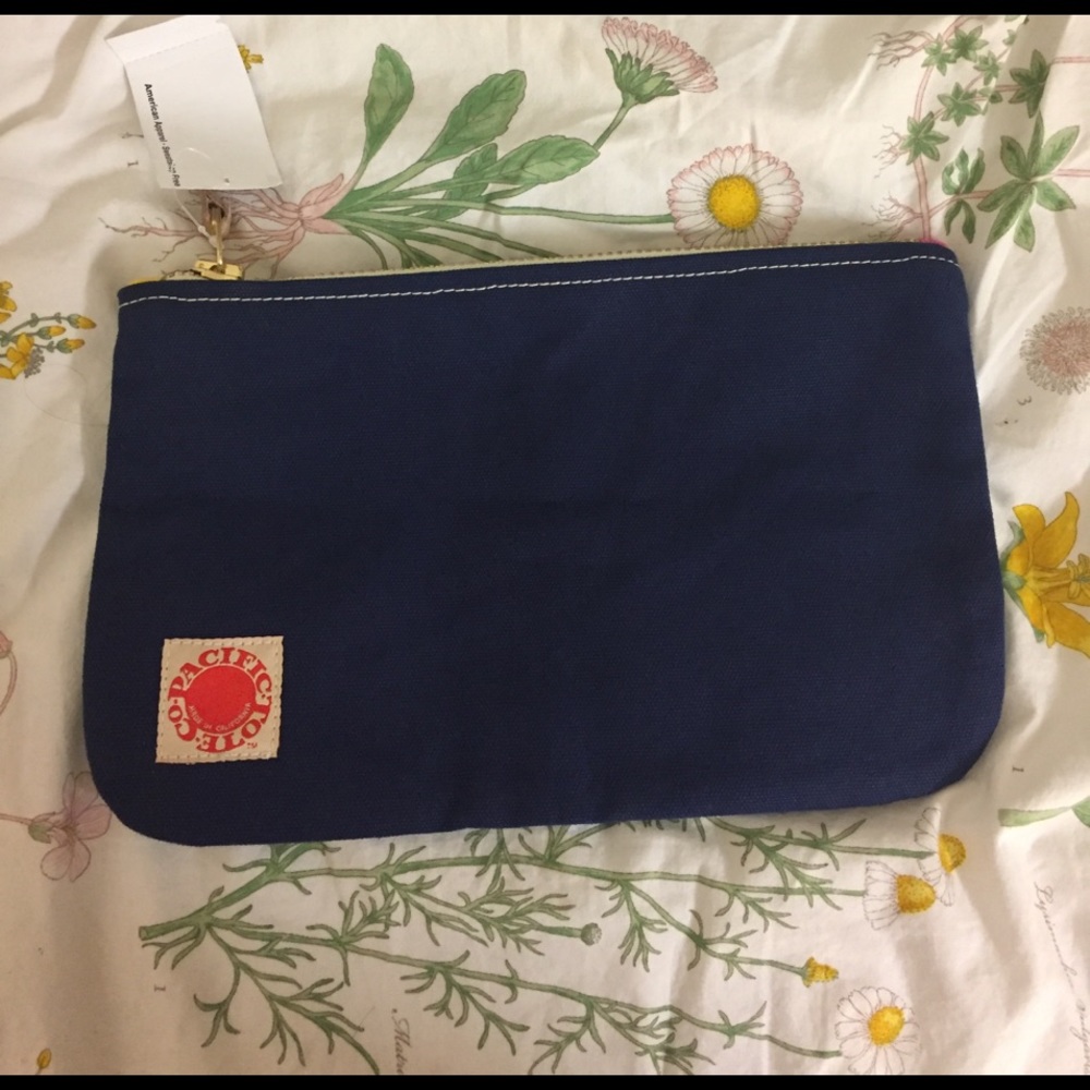AA pacific tote company pouch