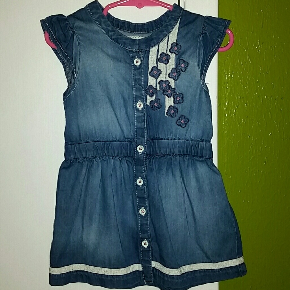 Denim dress!