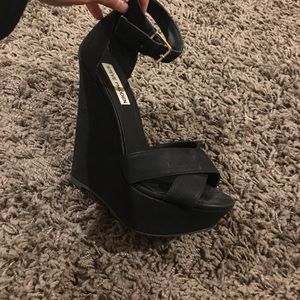 Steve Madden wedges