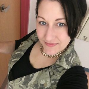 Meet your Posher, Tracy