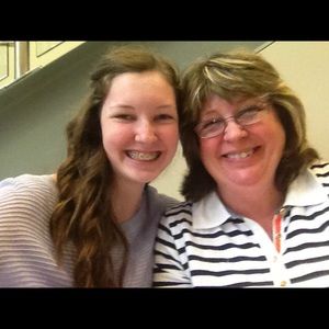 Meet your Posher, Connie