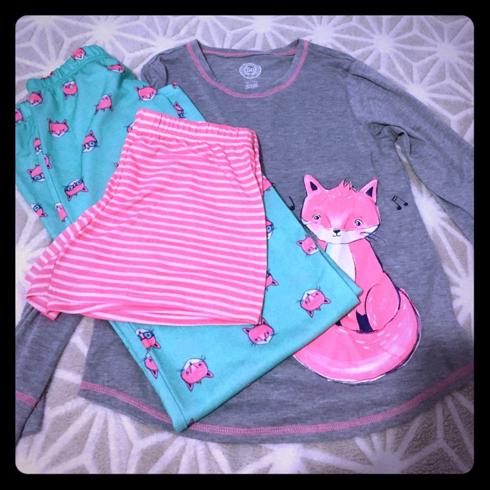 Adorable fox pajama set!
