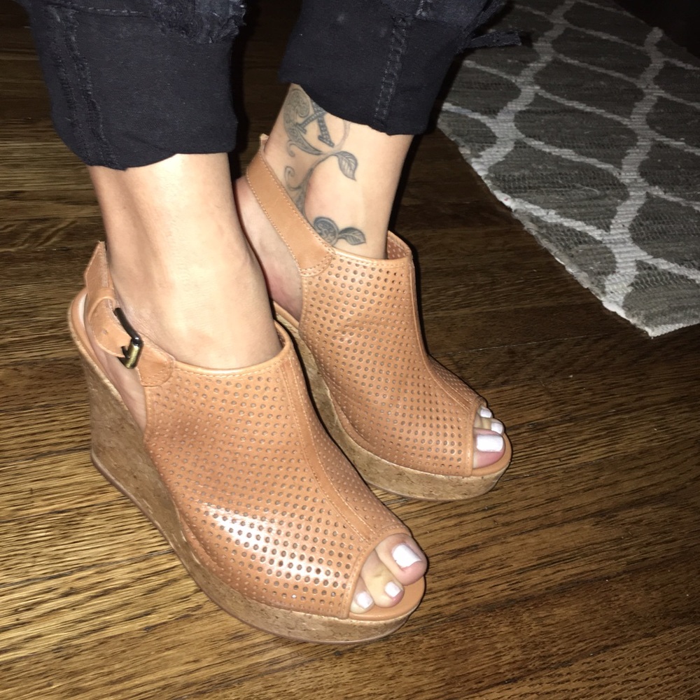 cathy jean tan wedges