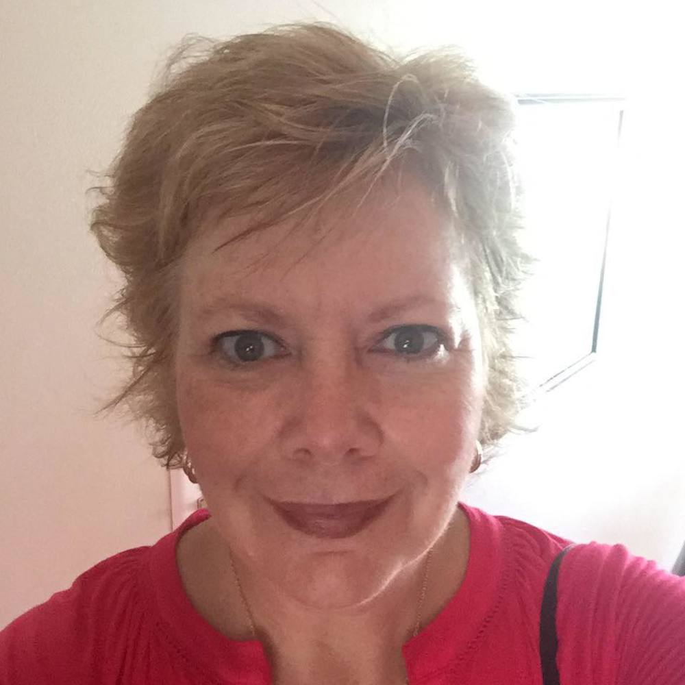 Meet your Posher, Dena