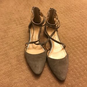 Jessica Simpson grey suede flats size 6