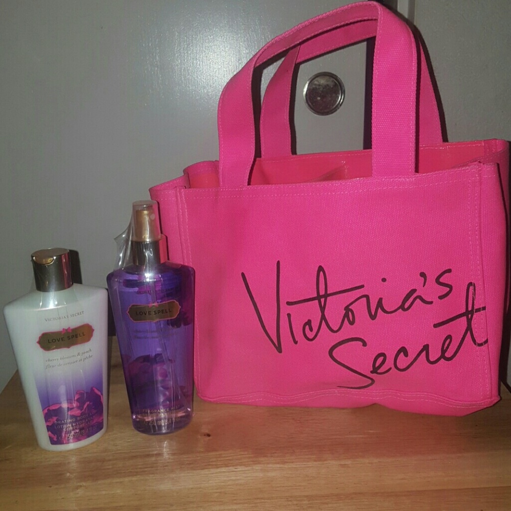 Victoria's Secret Gift Set