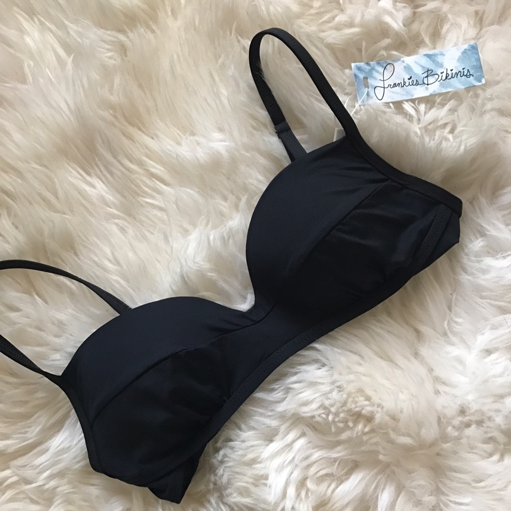 Frankie's Bikinis Charlie top Black