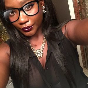 Meet your Posher, Laneshia