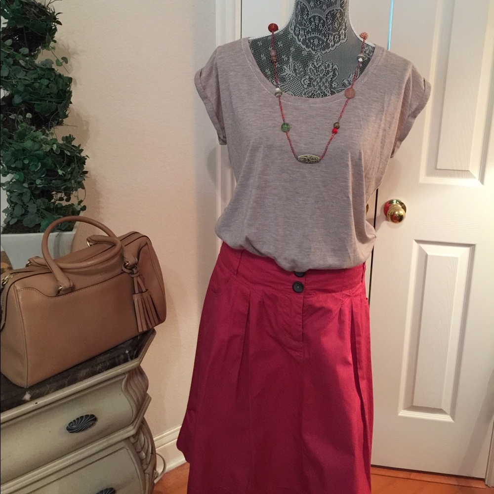 NEW PRICE!!!  Merona salmon colored skirt.
