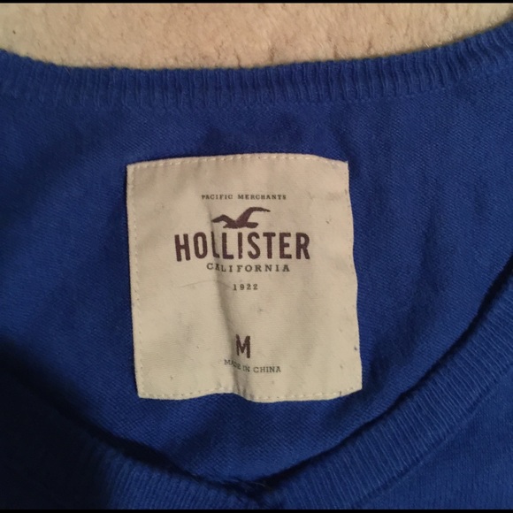 Hollister woman's cardigan. Size Medium - Picture 2 of 3