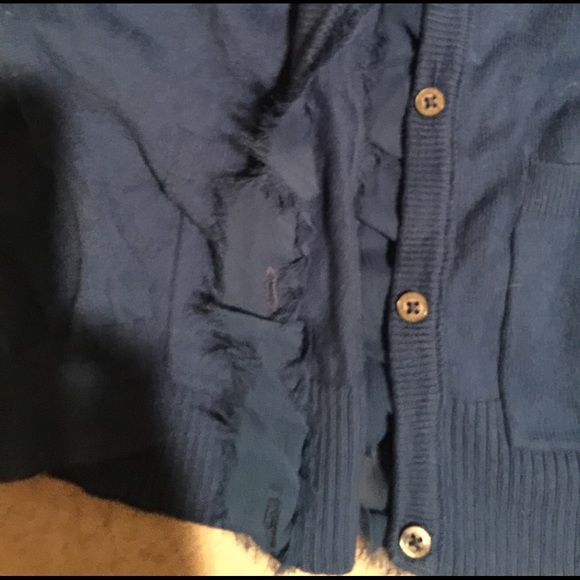 Hollister woman's cardigan. Size Medium - Picture 3 of 3