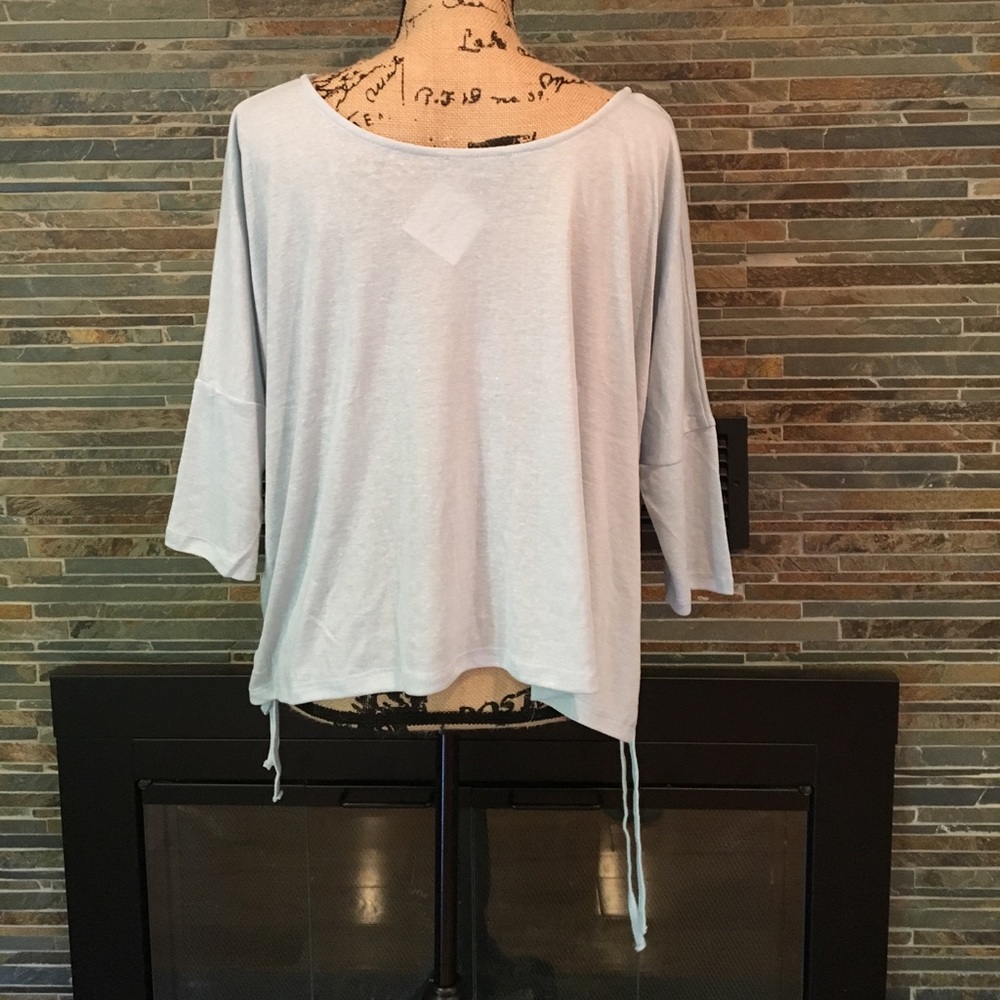 Light Blue Asymmetrical Loose Fit 3/4 Sleeve Top - Picture 5 of 5