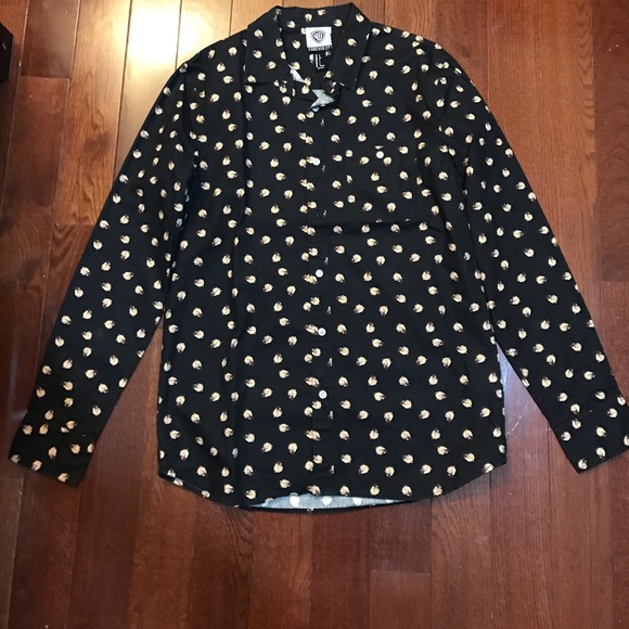 Button up shirt for men. - Picture 1 of 3