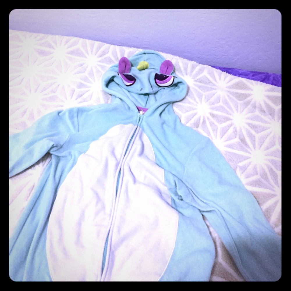 Cute Cherokee brand unicorn onesie