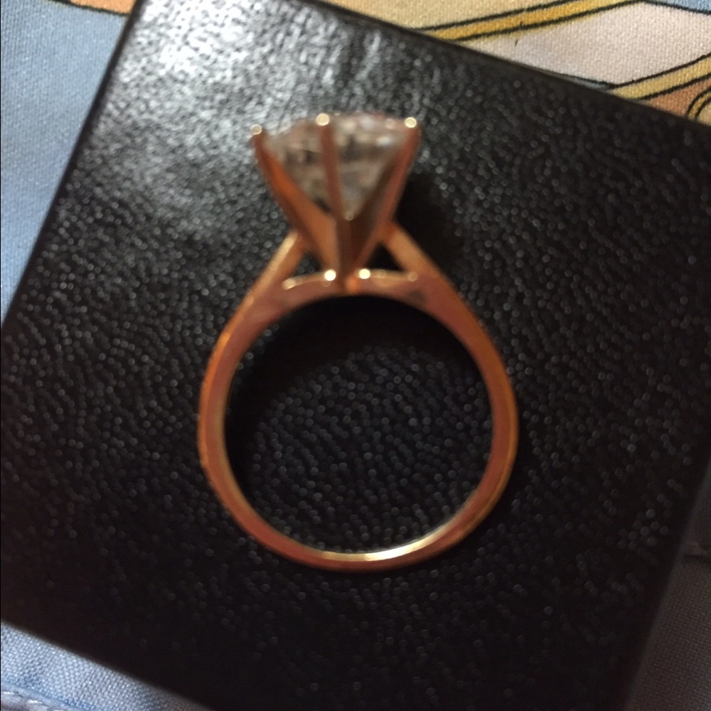 14k gold and large CZ 💎 💍 - Picture 4 of 5