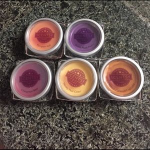 Scentsy Wax. (5 scents in all.)