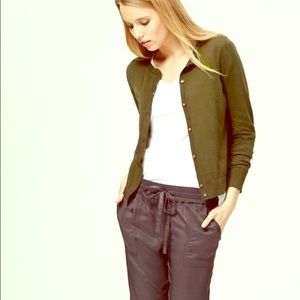 LOFT // Signature Cardigan in Olive Green