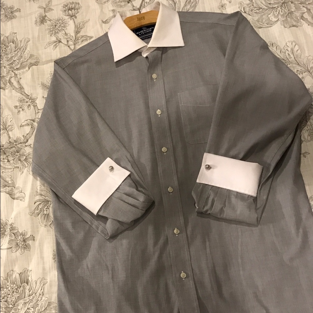 American Living Men's dress shirt Excellent c