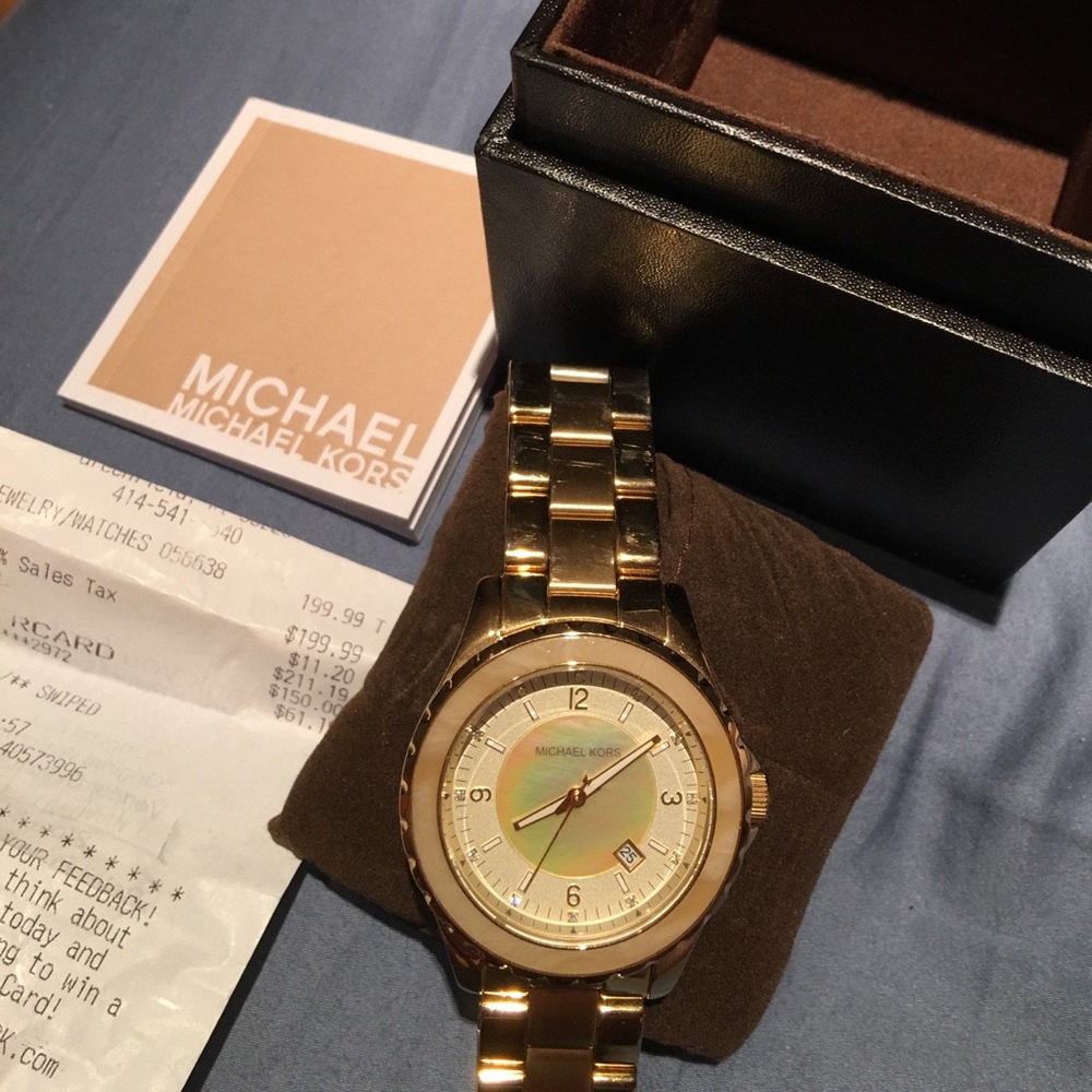 Michael kors gold watch