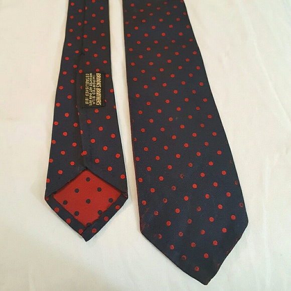 Brooks Brothers tie - Picture 4 of 4