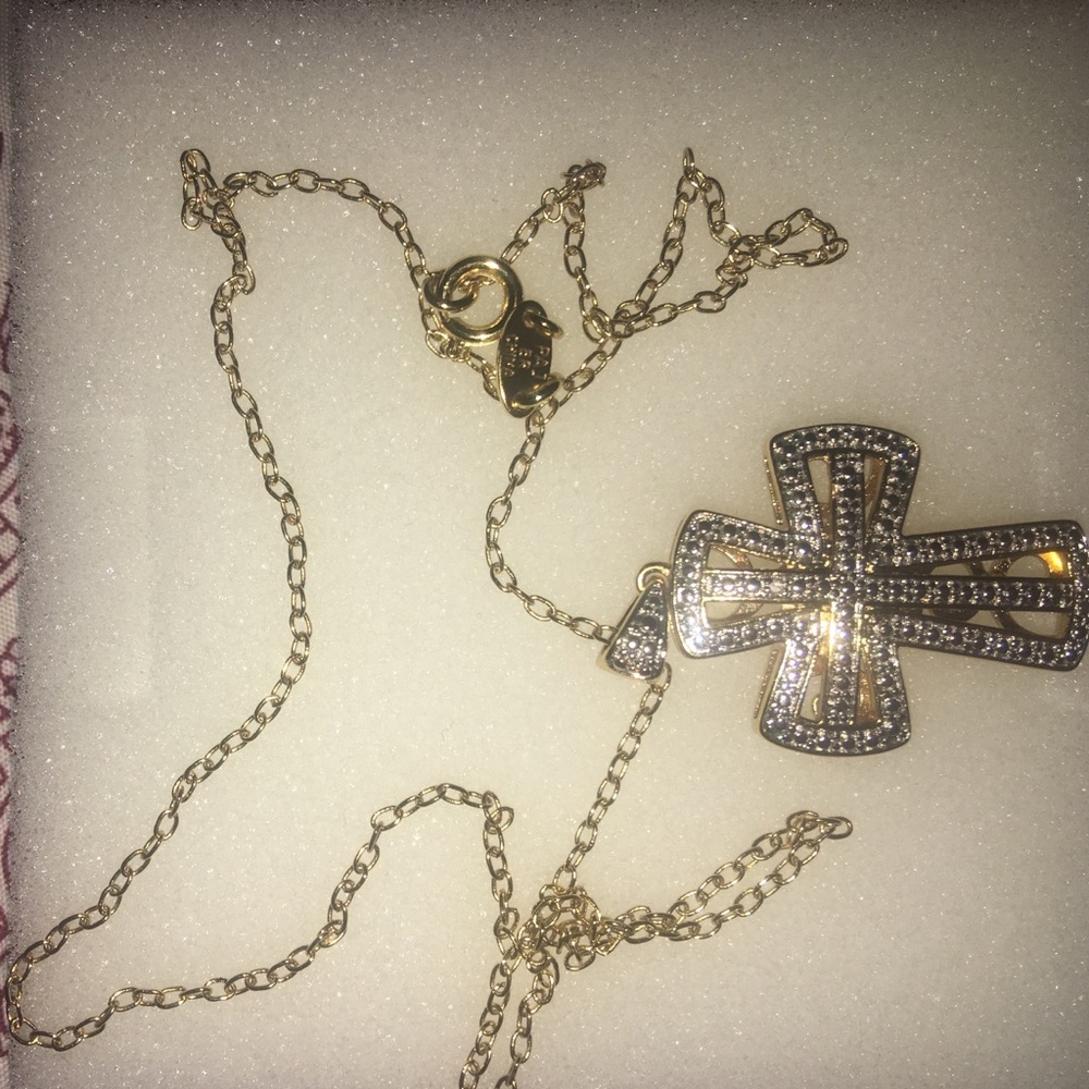 Cross necklace 100%sterling silver