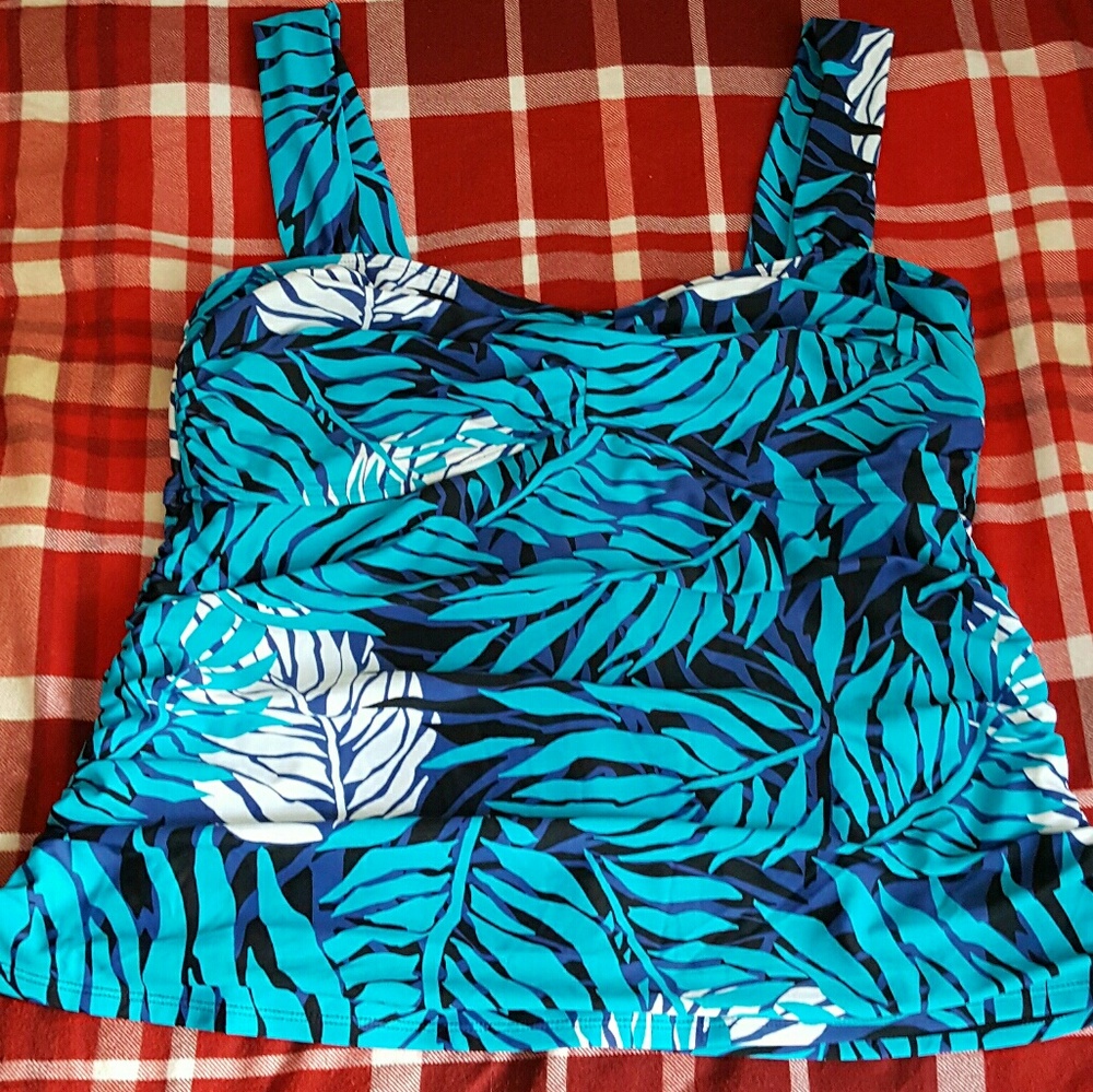 Tankini swimsuit top size 18