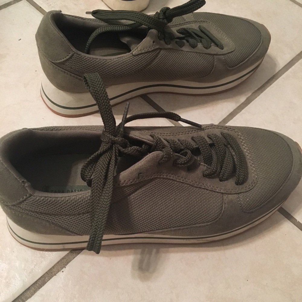 Zara basic collection green sneakers